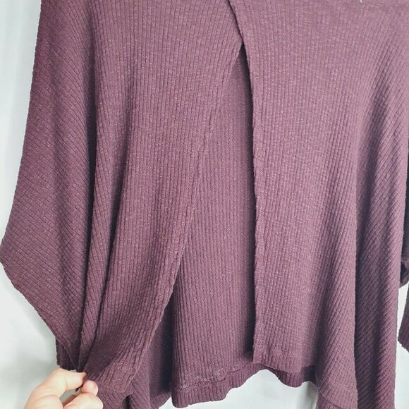 Free People Beach women’s Burgundy Cowl Neck Open Split Back Top Size XS - Picture 4 of 5